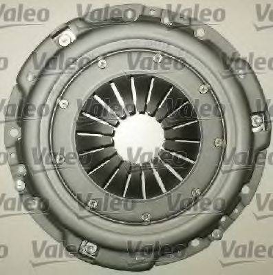 Комплект сцепления VALEO 821323 Комплект сцепления VALEO 821323