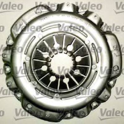 Комплект сцепления VALEO 834030 Комплект сцепления VALEO 834030